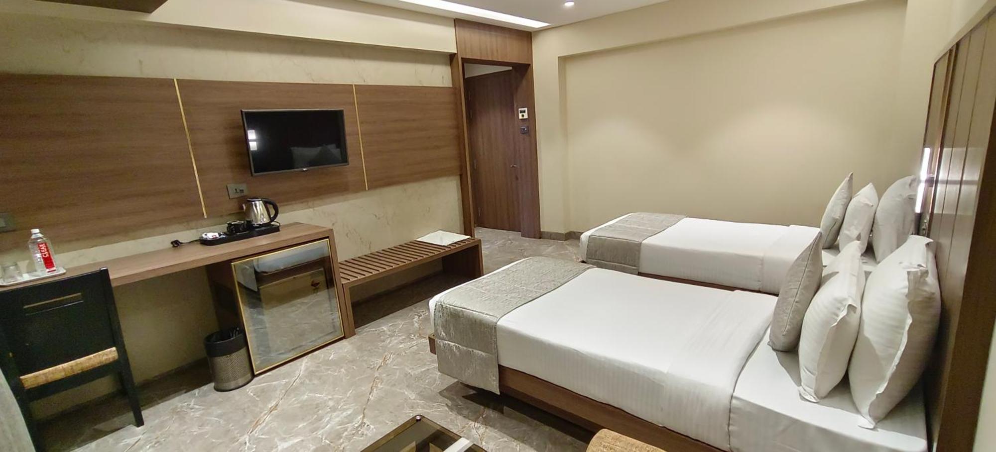Hotel Archana Residency Mumbai Exterior foto